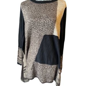 Style & Co., neutral colors in block pattern, gold threading, size XL.